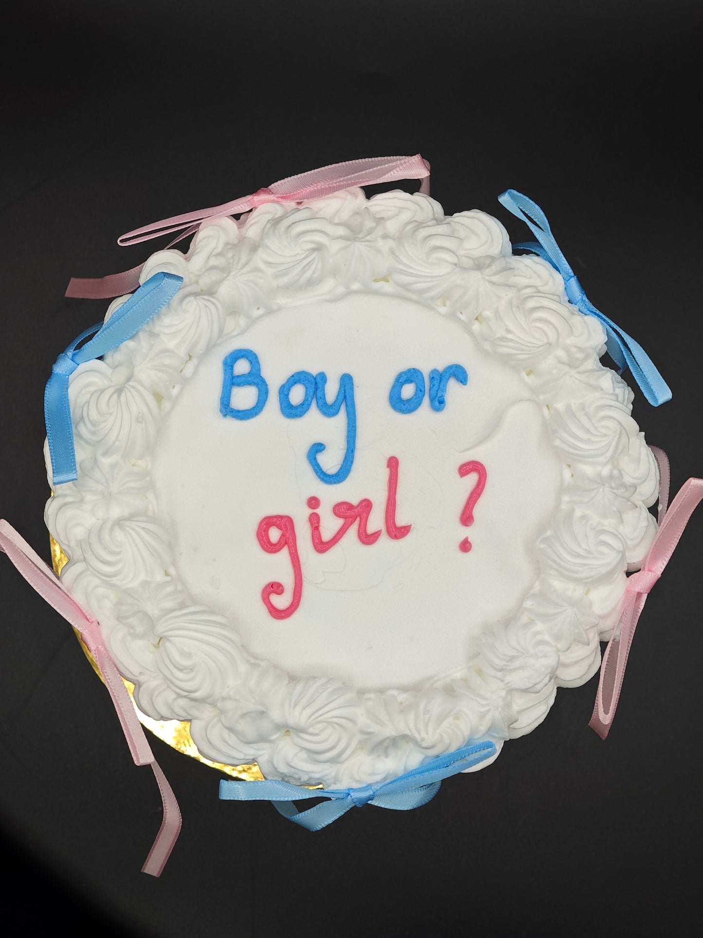 Gâteau de gender reveal party