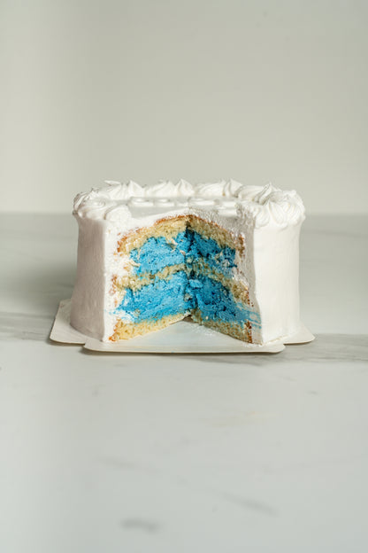 Le Baby Shower Cake